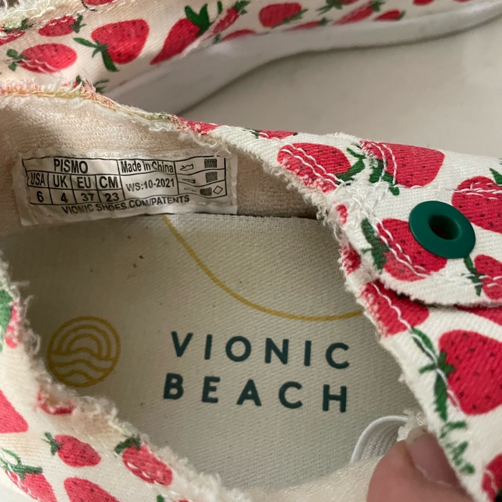 Vionic Beach Pismo Slip on Strawberry
Print canvas sneakers Terry lined sz 6 - Picture 5 of 9